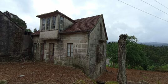 Casa de piedra para reformar – MV856